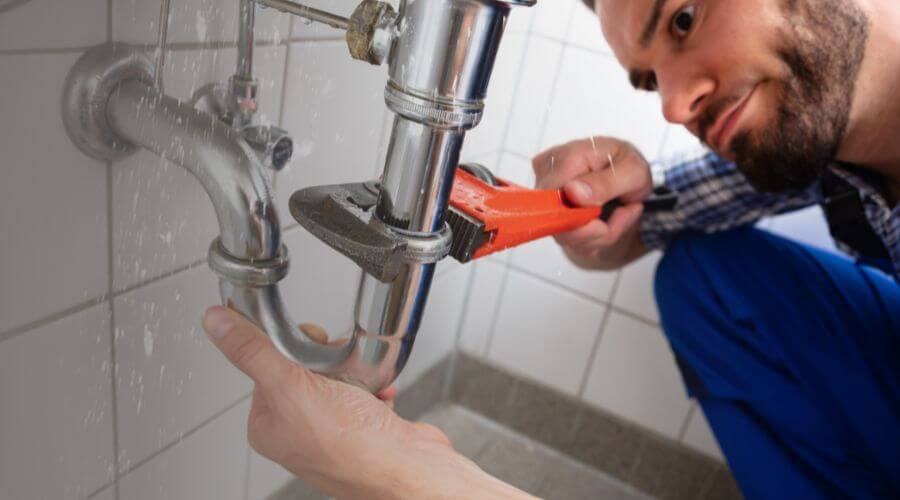 Toilet repair in Ensenada, PR